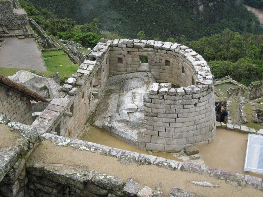 templo del sol en machu picchu